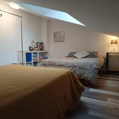 Loft Avec Piscine Et Сasa de vacaciones Cérans-Foulletourte