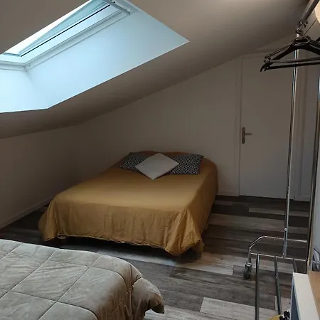 Сasa de vacaciones Loft Avec Piscine Et Cérans-Foulletourte